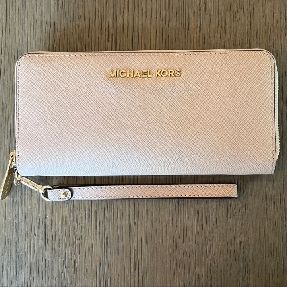 Michael Kors Gold and Cream Wristlet